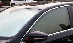 汽车遮阳挡商务车(遮阳的车是什么车)